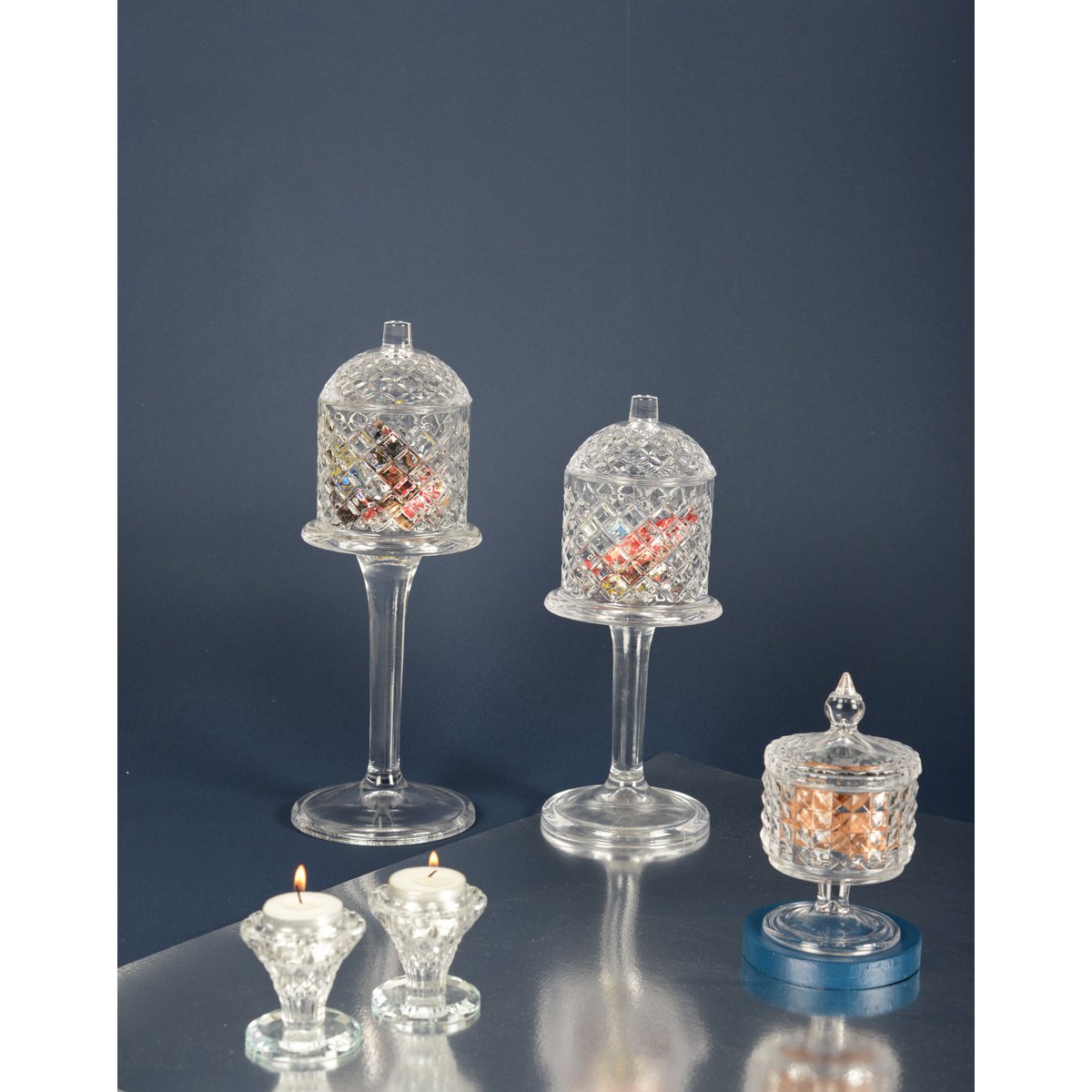 Bonbonniere in a standing glass with lid