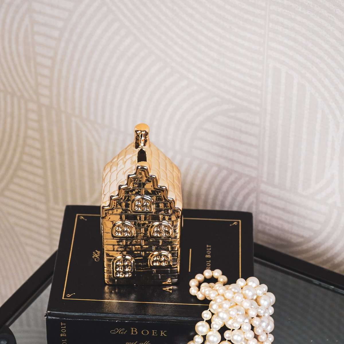 Ornament- Spaarpot - Huis - Keramiek- Goud -7x7x13cm