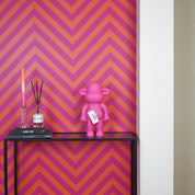 Ornament - aap -beeldje 'de legende'- polyresin - roze - 20,5x13,5x35cm