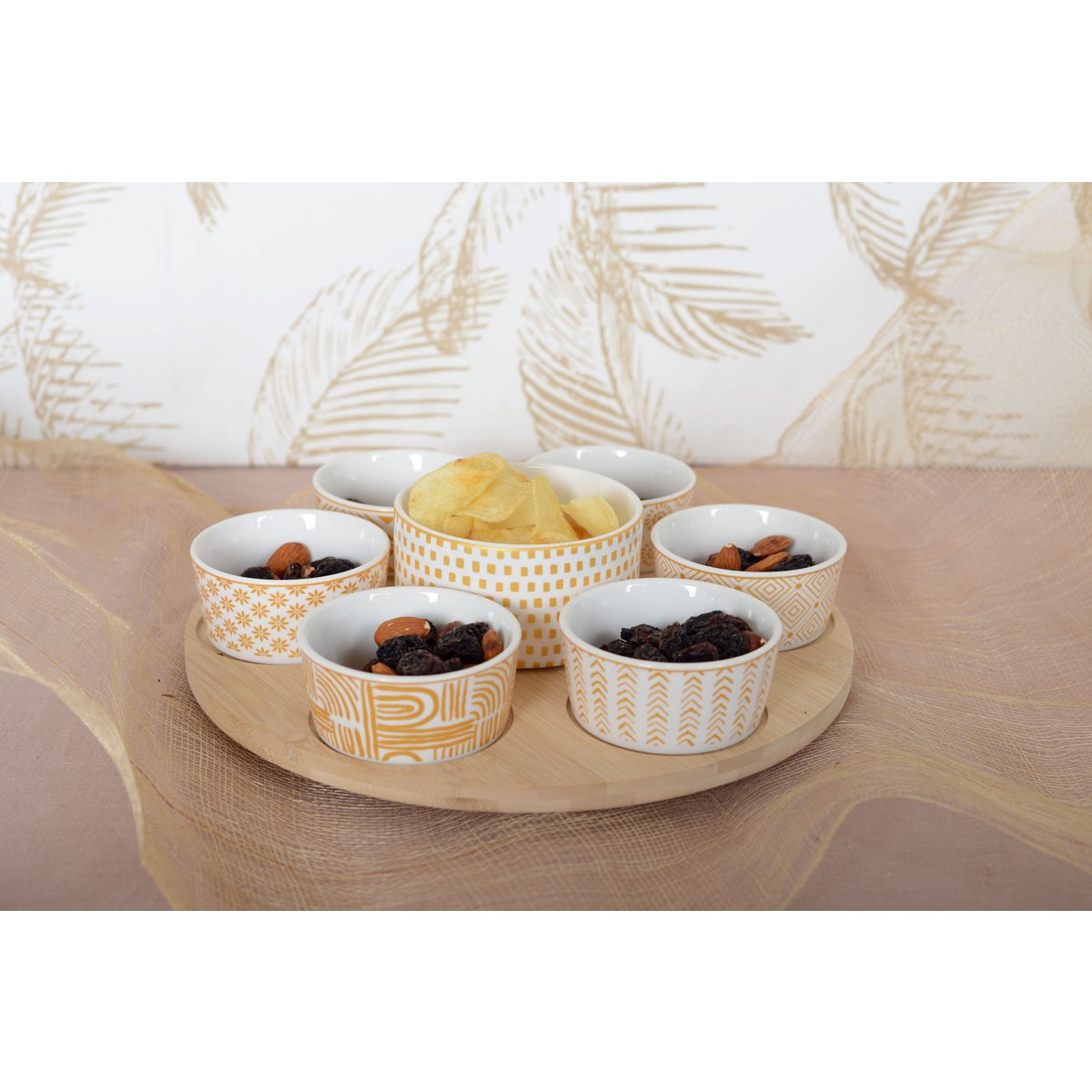 Aperitif Set of 7 Cups on a Round Wooden Tray