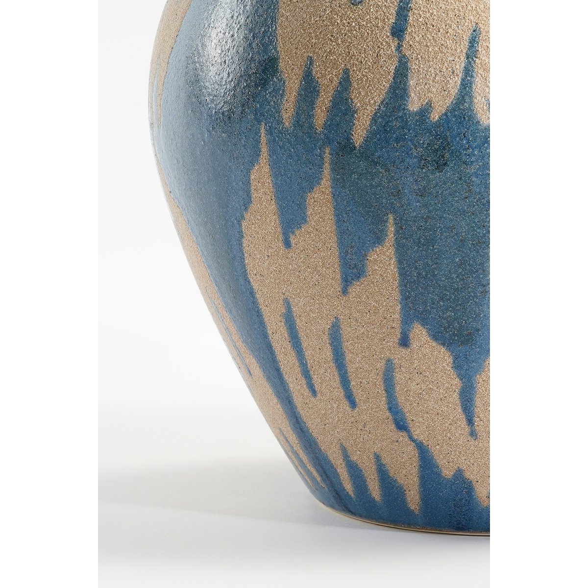 Caldo Vase - L28 x W28 x H36 cm - Ceramic - Dark blue