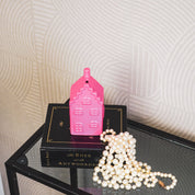 Ornament - Spaarpot - Huis - Keramiek - Neon Roze -7x7x13cm