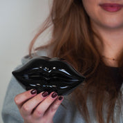 Ornament - Spaarpot - Lip - Keramiek - Zwart -15x8x8cm