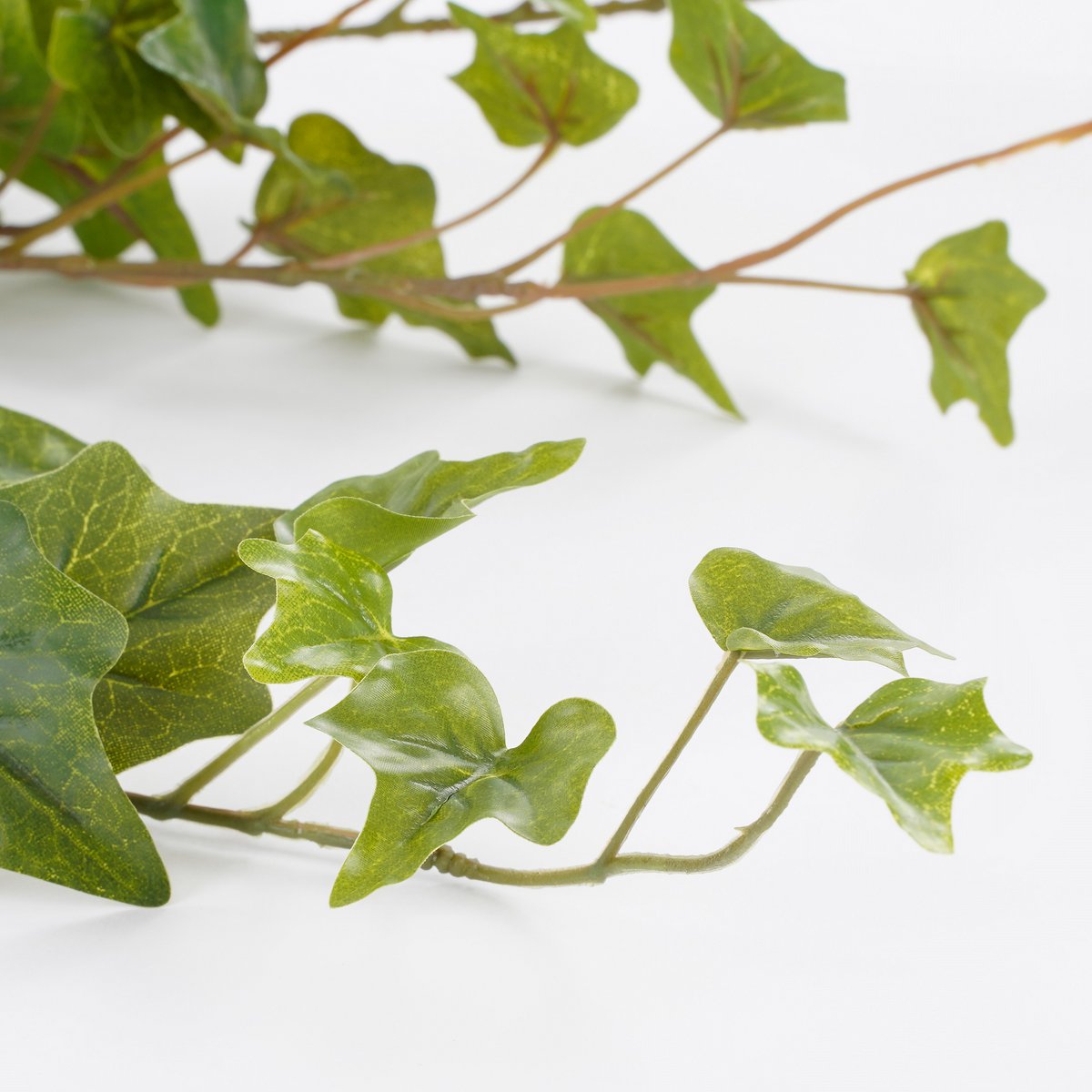 Plante artificielle suspendue Hedera - H86 cm - Vert