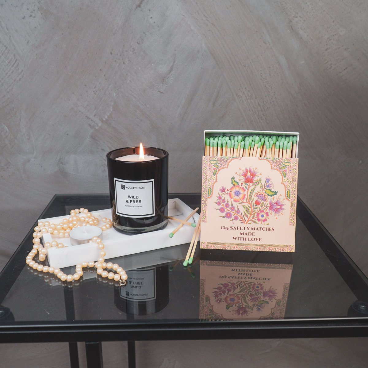 Matchbox - Lucifer Box Flowers- Green/ Pink - 11x11x3cm