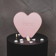 Ornament- Candy Heart 'FUCK'- Lichtroze- 20x4x18,5cm