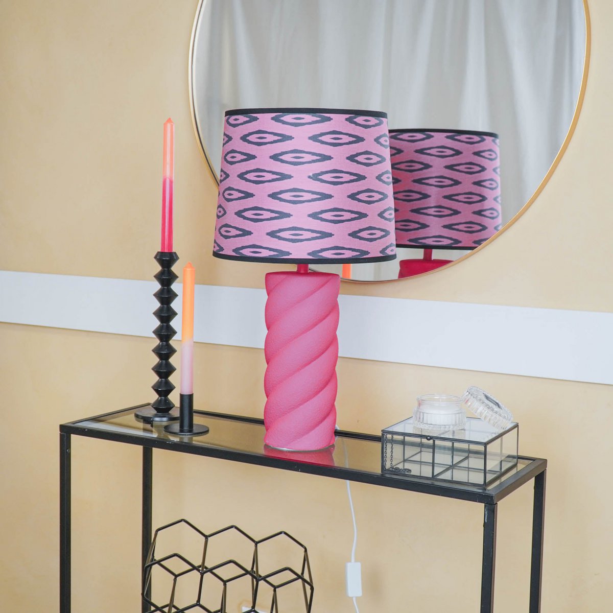 Table lamp - Neon Pink - 12x12x28cm