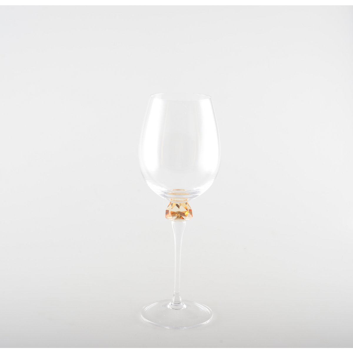Set of 4 Wine Glasses with Diamond Stem