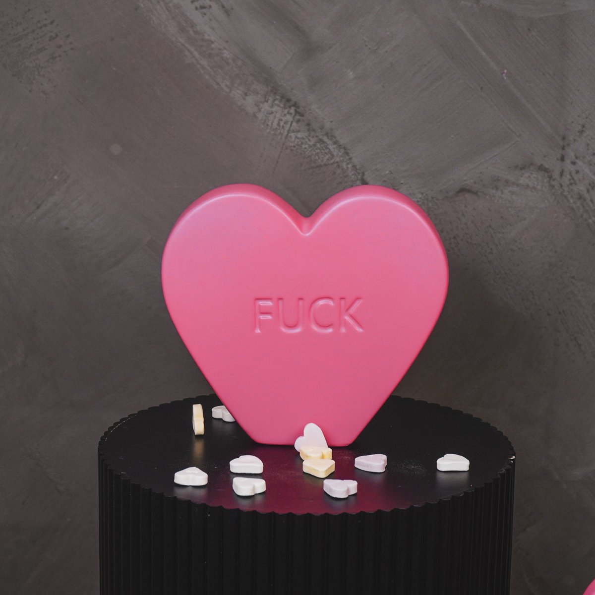 Ornament - Candy Heart 'FUCK' - Neon Pink - 13x4x11.5cm