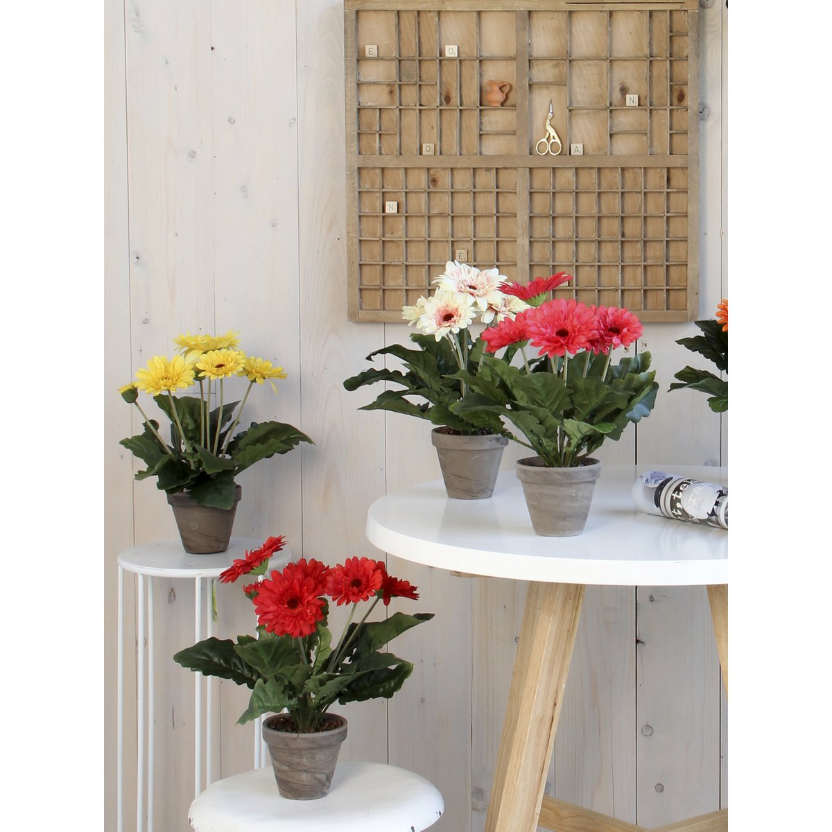 Artificial Gerbera Plant in Flower Pot Stan - H35 x Ø30 cm - Red