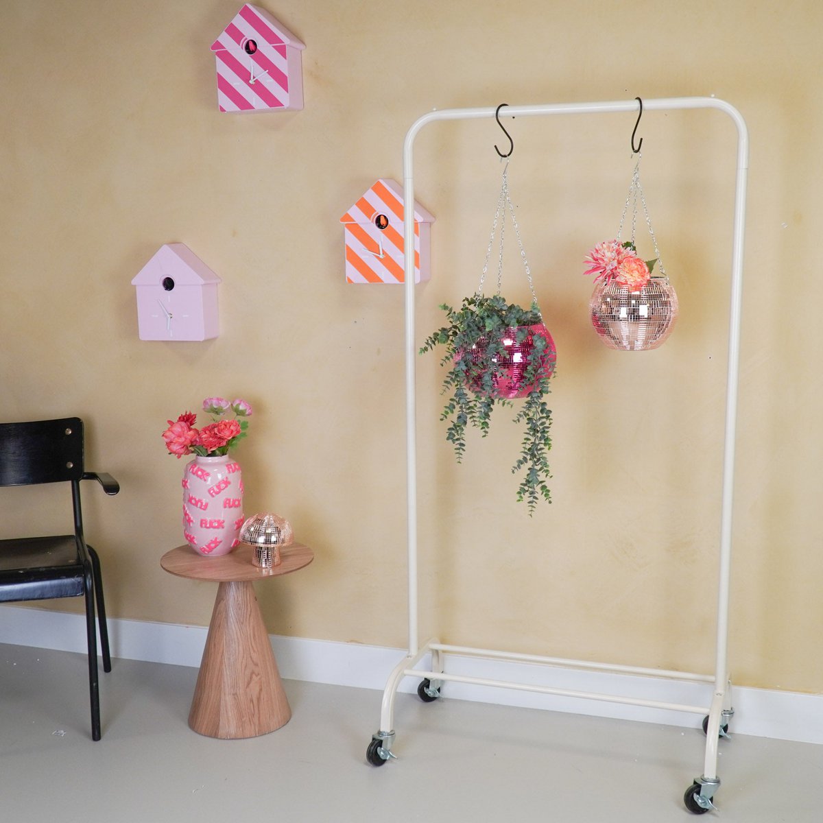 Clothes rack - wheels - sand - 80x40x155cm
