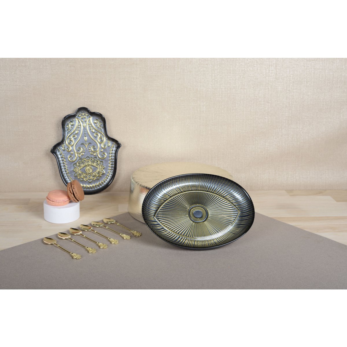 Fatma decorative serving tray Silver