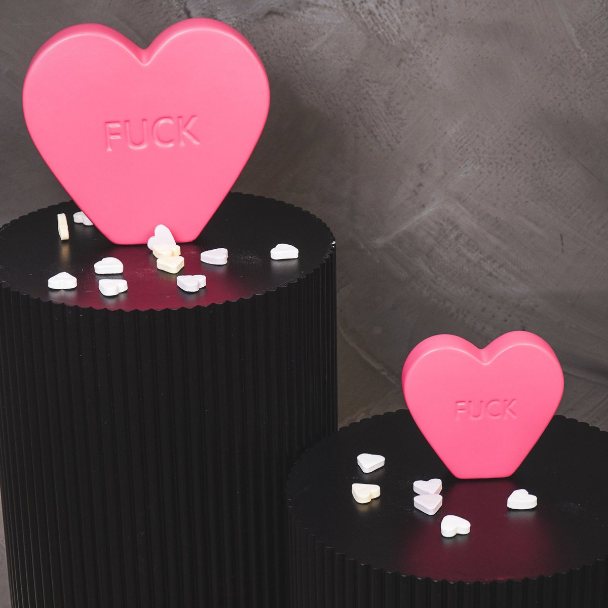 Ornament - Candy Heart 'FUCK' - Neon Pink - 13x4x11.5cm
