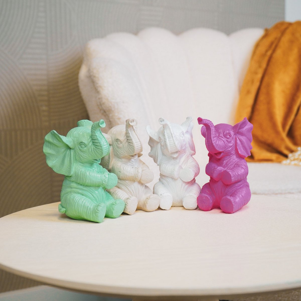 Ornament - Olifant - Polyresin - Mintgroen - 7x7x11cm