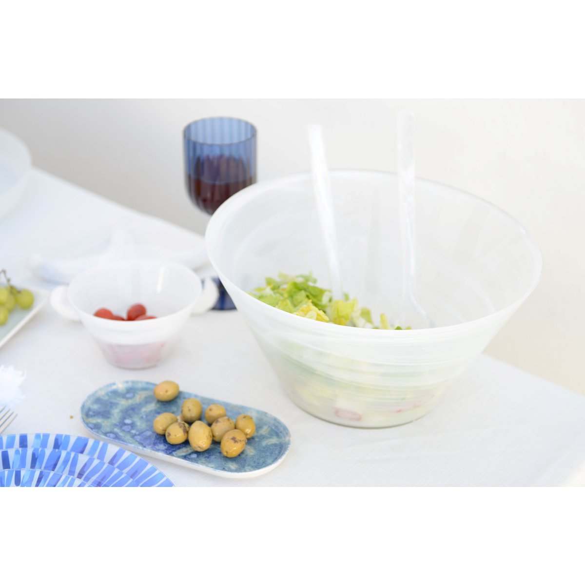 White Resin Salad Servers 33x7.6x2.5cm