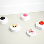 Christmas pendant - Lip - Ceramic - Gold - 6.5x2x4cm