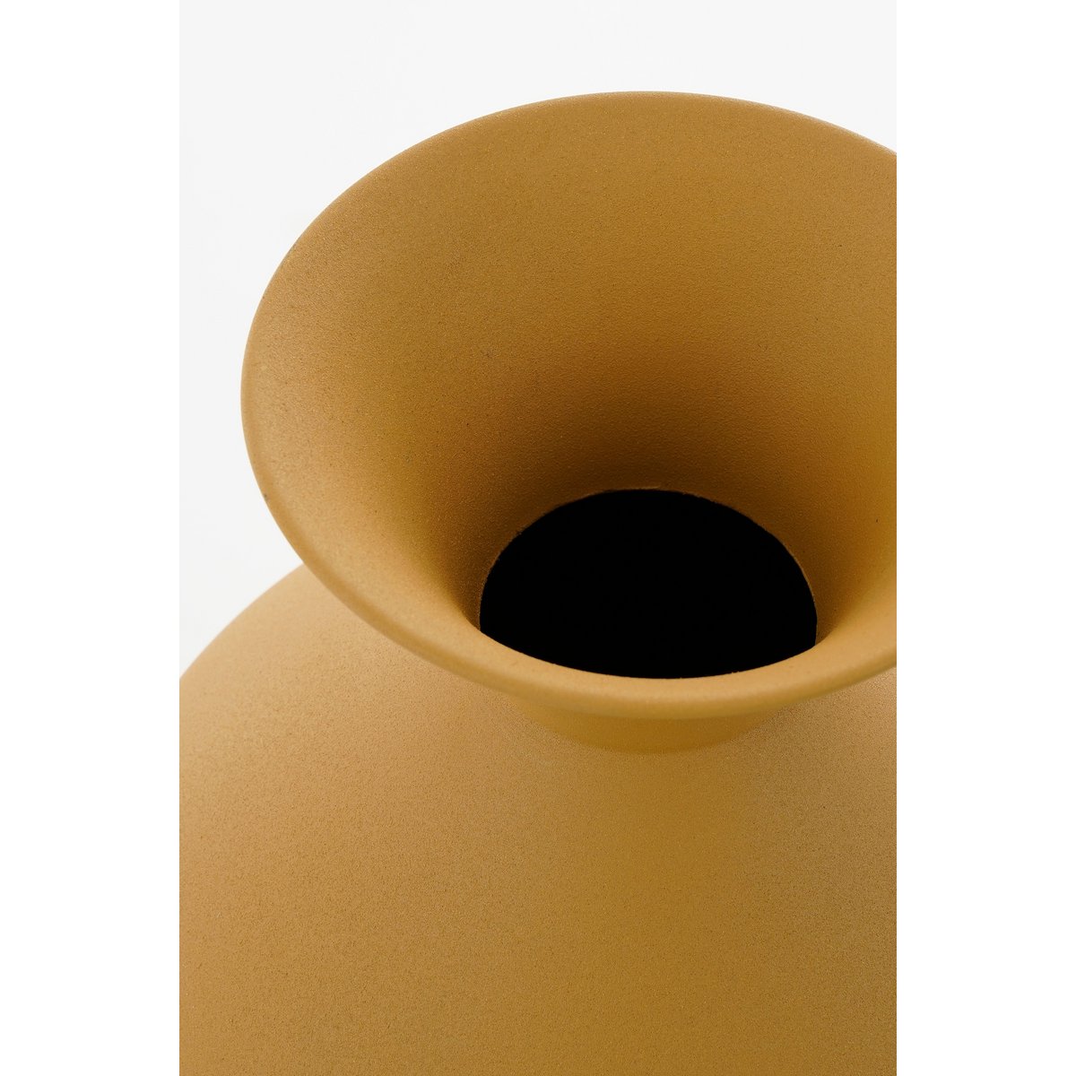 Gyge Vase - L30 x B24 x H37 cm - Metal - Yellow