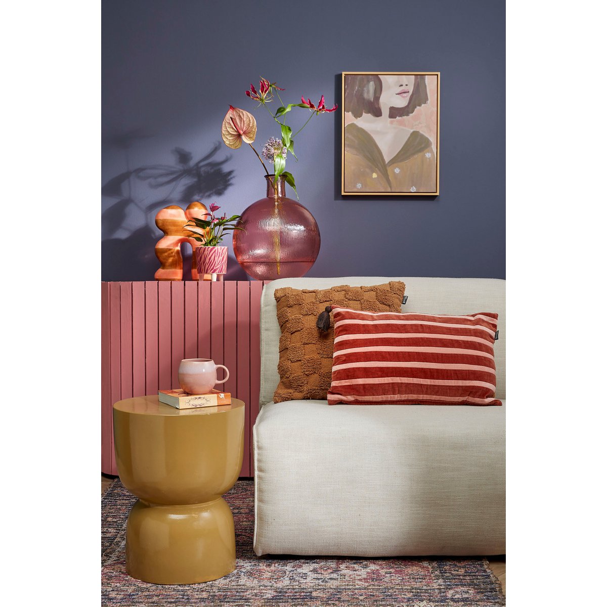 Stage Side Table - H45 x Ø35 cm - Cement - Yellow