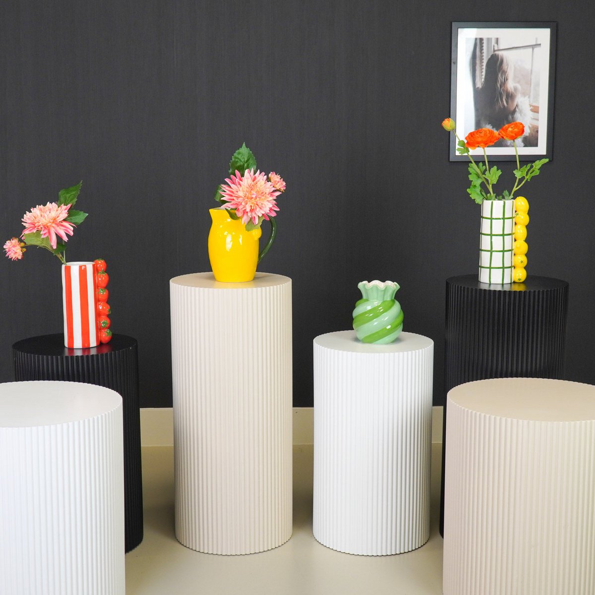 Side table/pillar - cylinder - white- 30x65cm