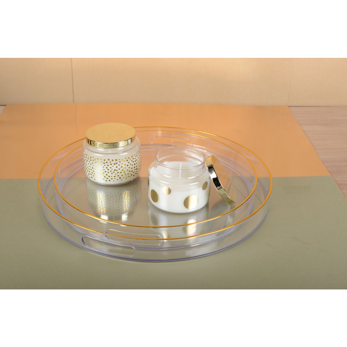 Round Candle with Dots and Lid, Sage