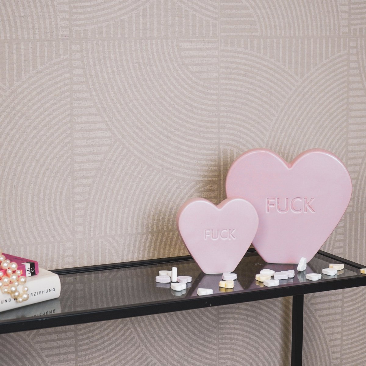 Ornament- Candy Heart 'FUCK'- Lichtroze- 20x4x18,5cm