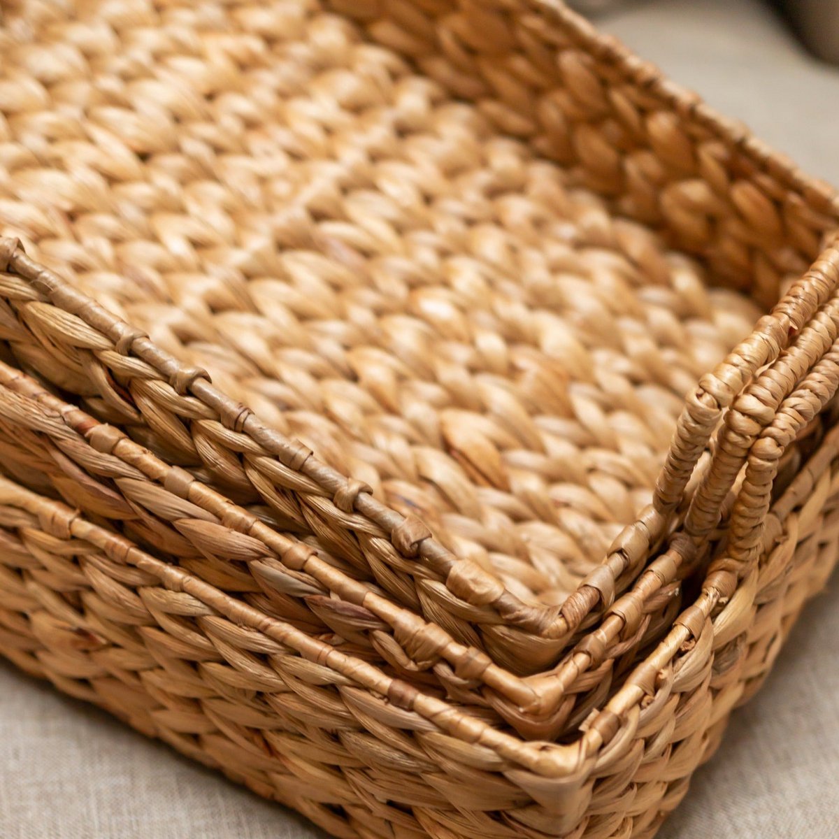 BESAKIH water hyacinth tray