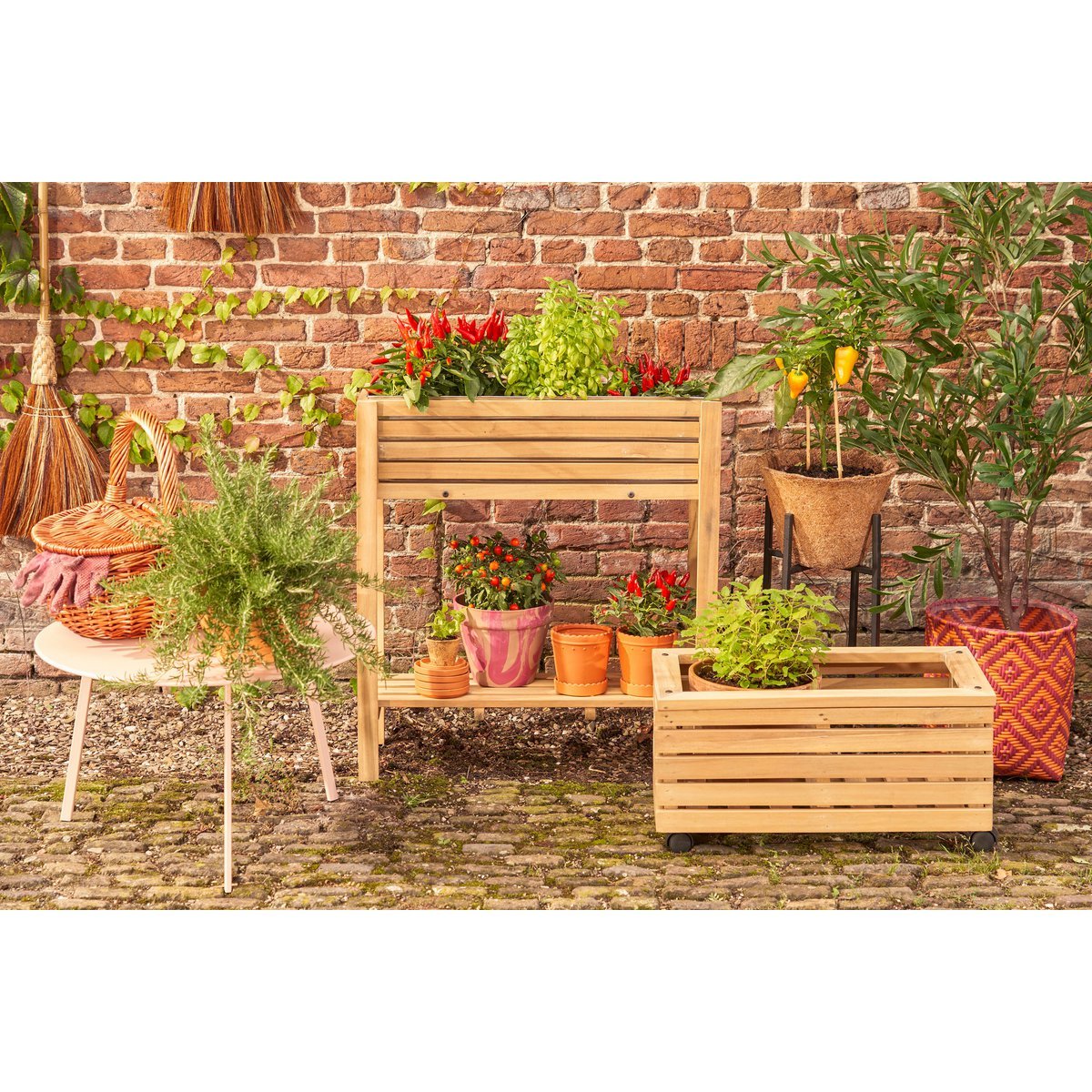 Rechteckiger Pflanzkübel Glenwood für den Außenbereich - L70 x B30 x H75 cm - Akazienholz - Braun