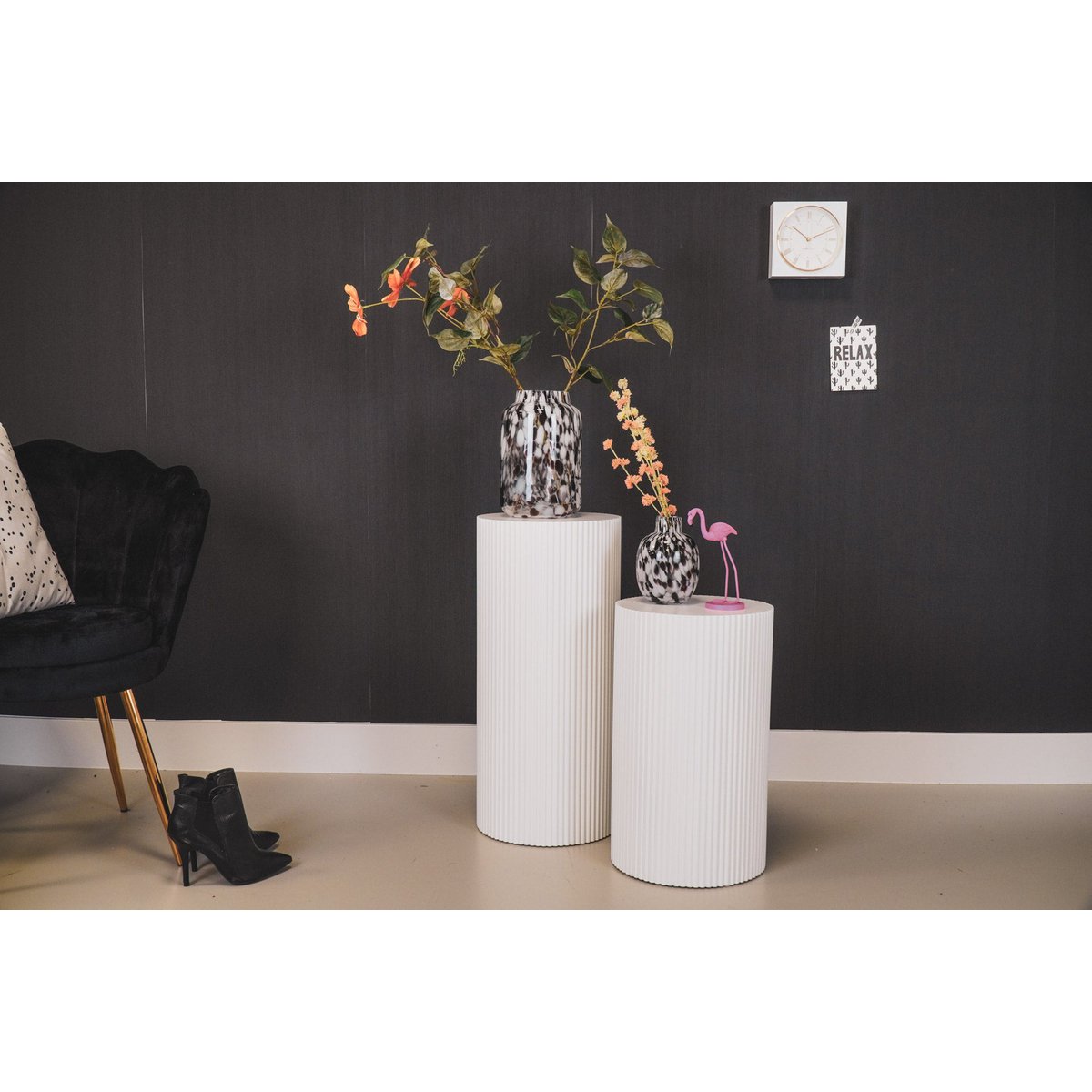 Side table/pillar - cylinder - white- 30x65cm