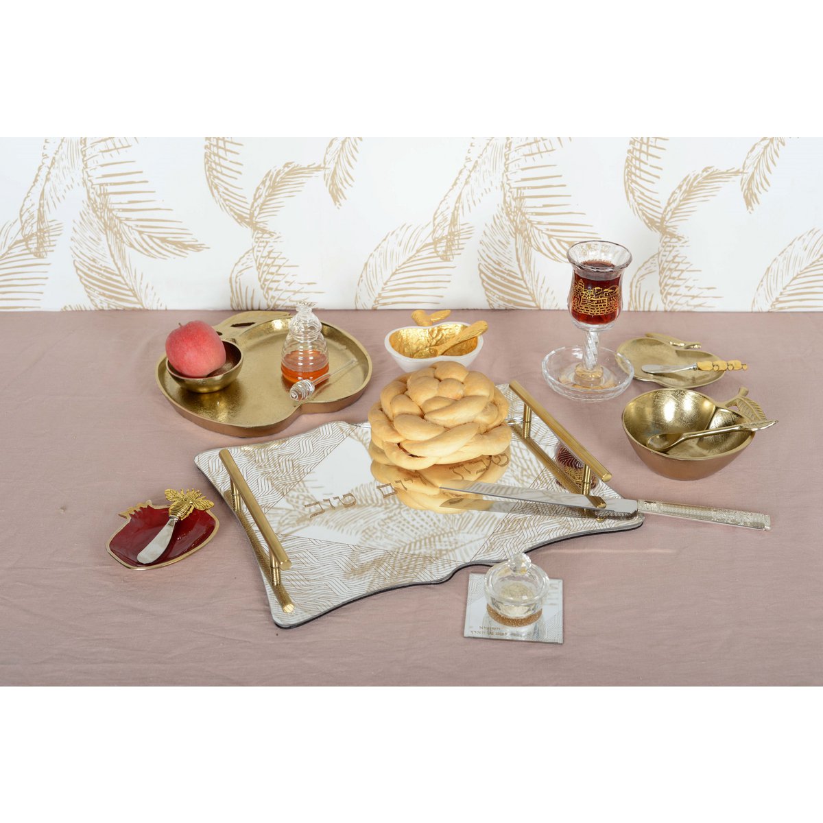 Golden decorative apple 