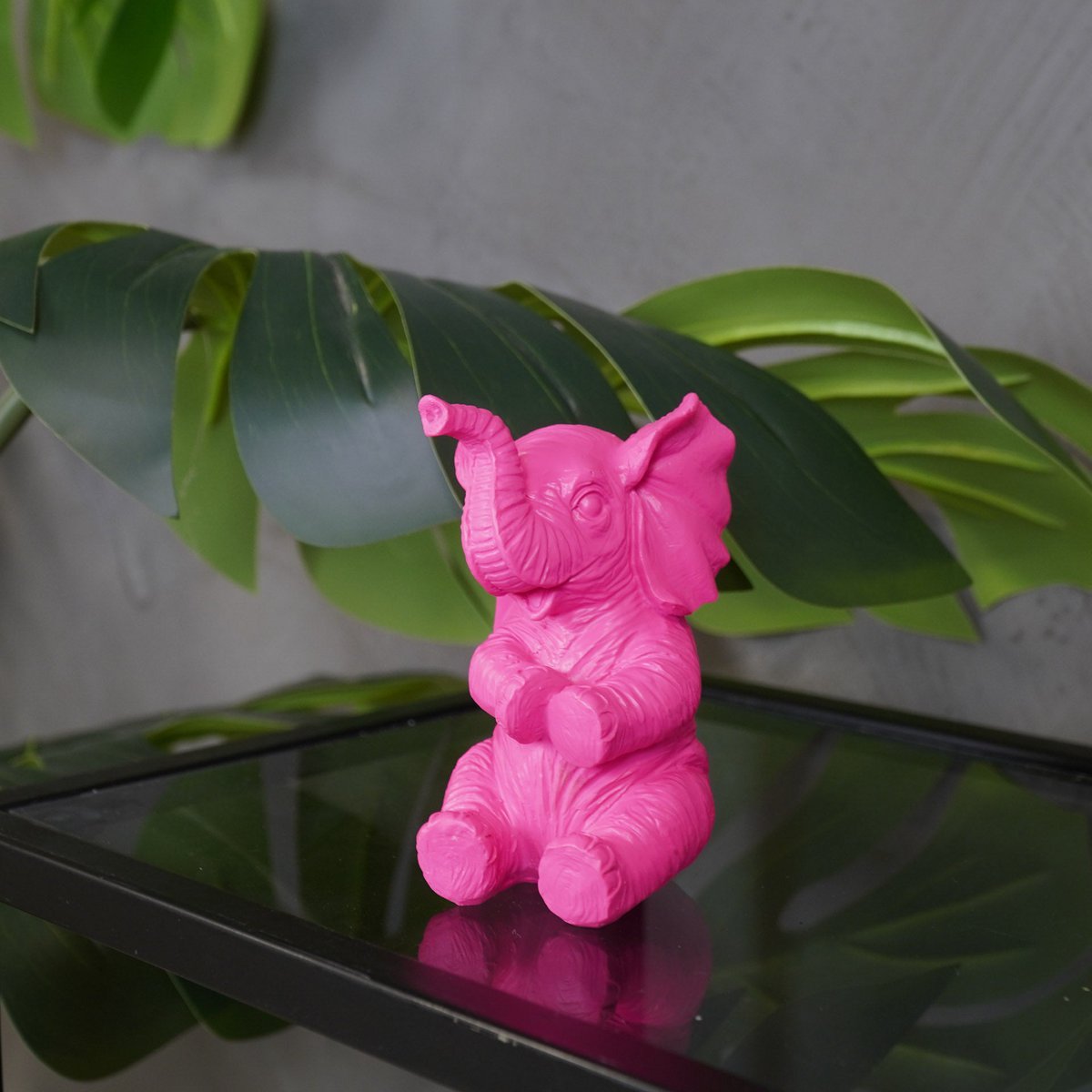Ornament - Olifant - Polyresin - Roze - 7x7x11cm