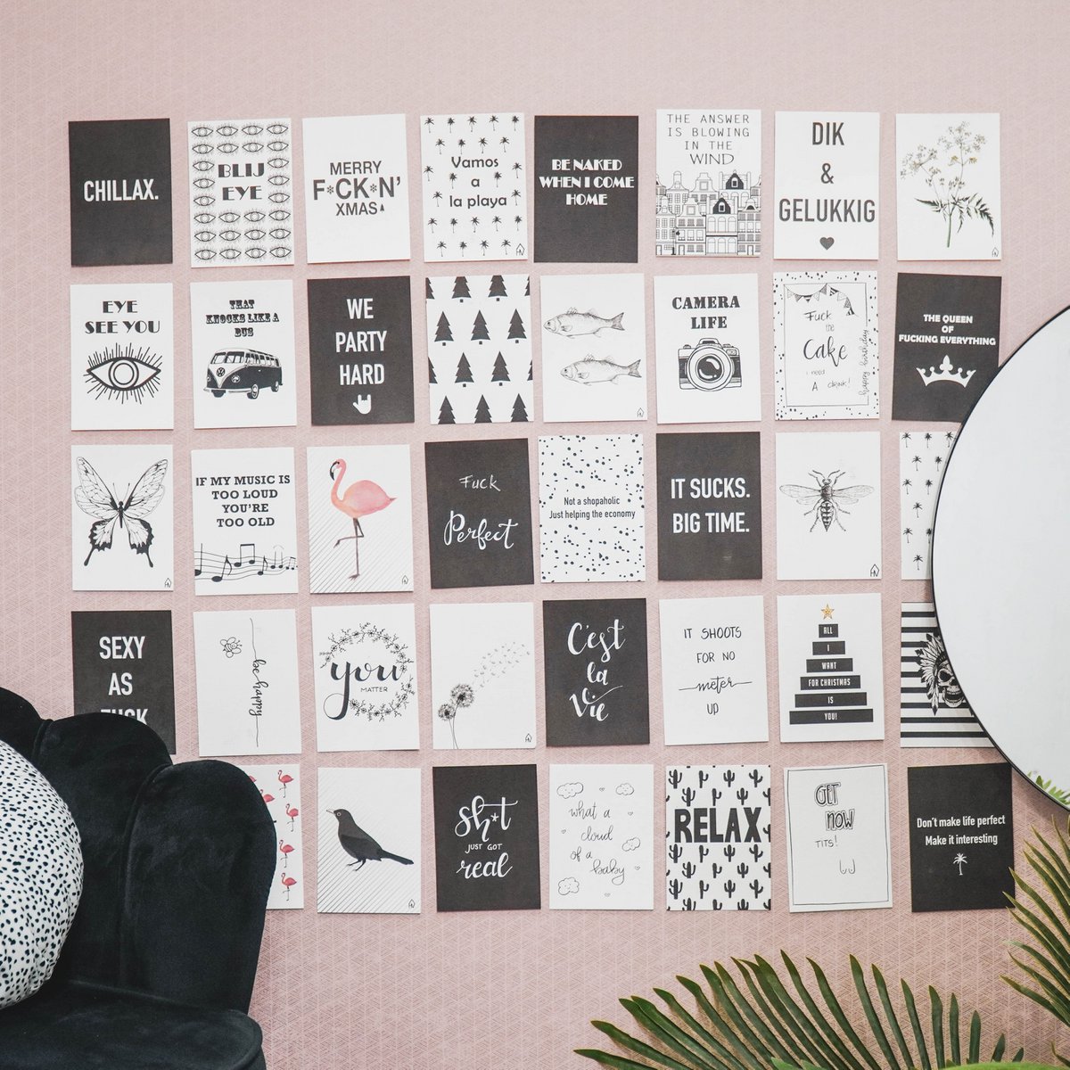 Postcard - Paper - Queen of f*ck*n everything - Set of 5 