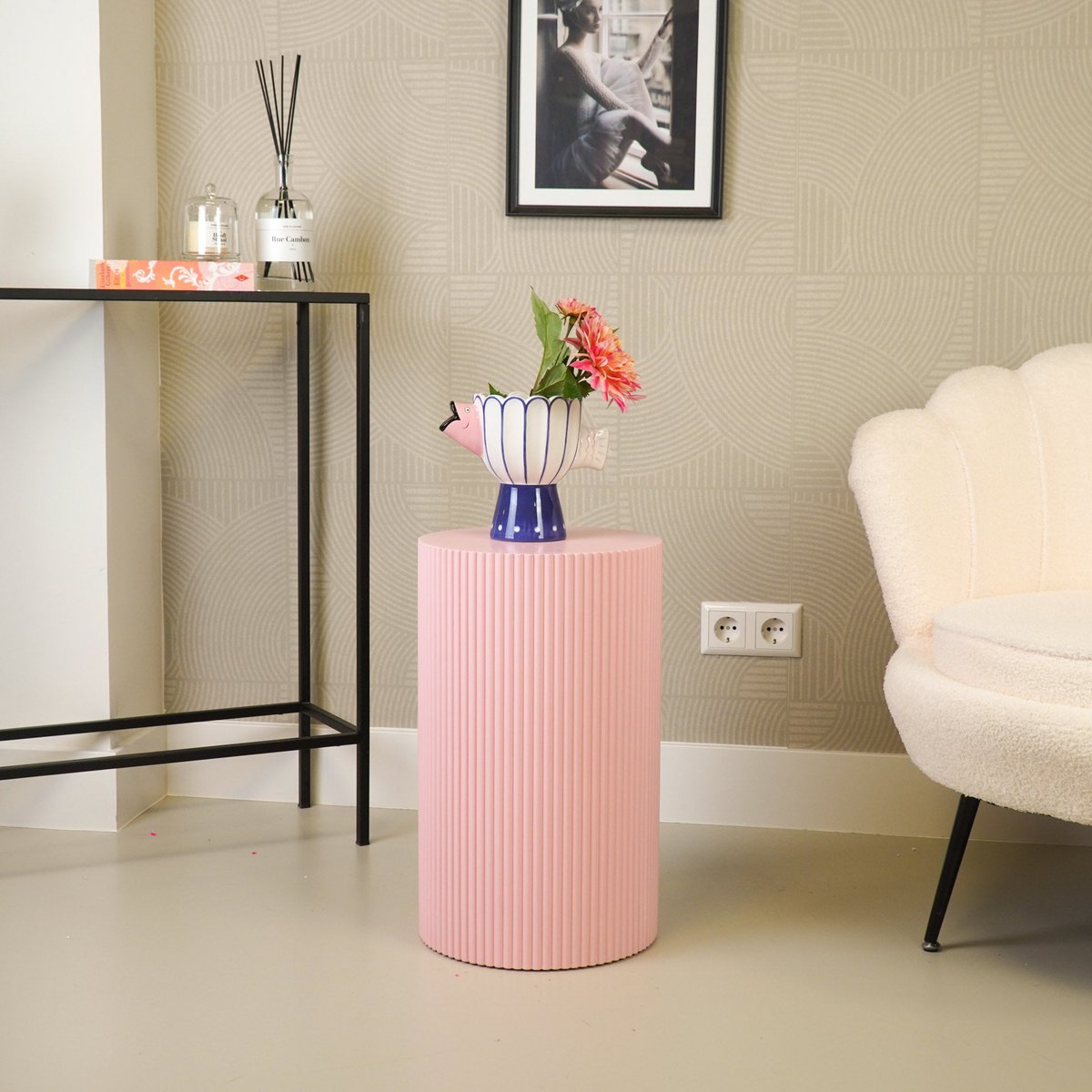 Side table/pillar - cylinder- light pink 