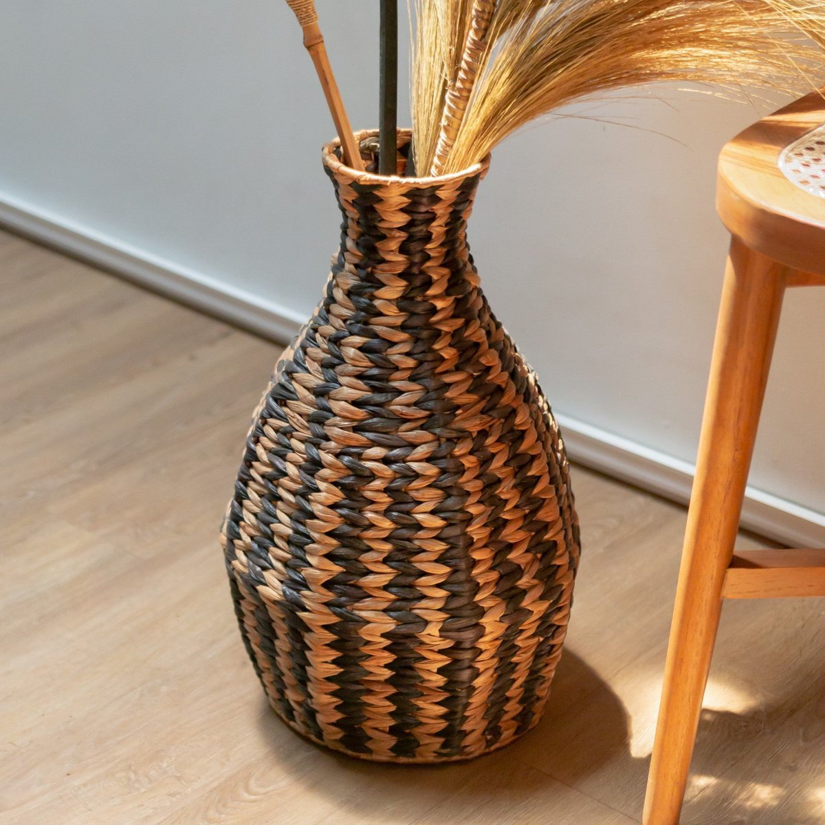 Woven Boho Vase DAYANA black 