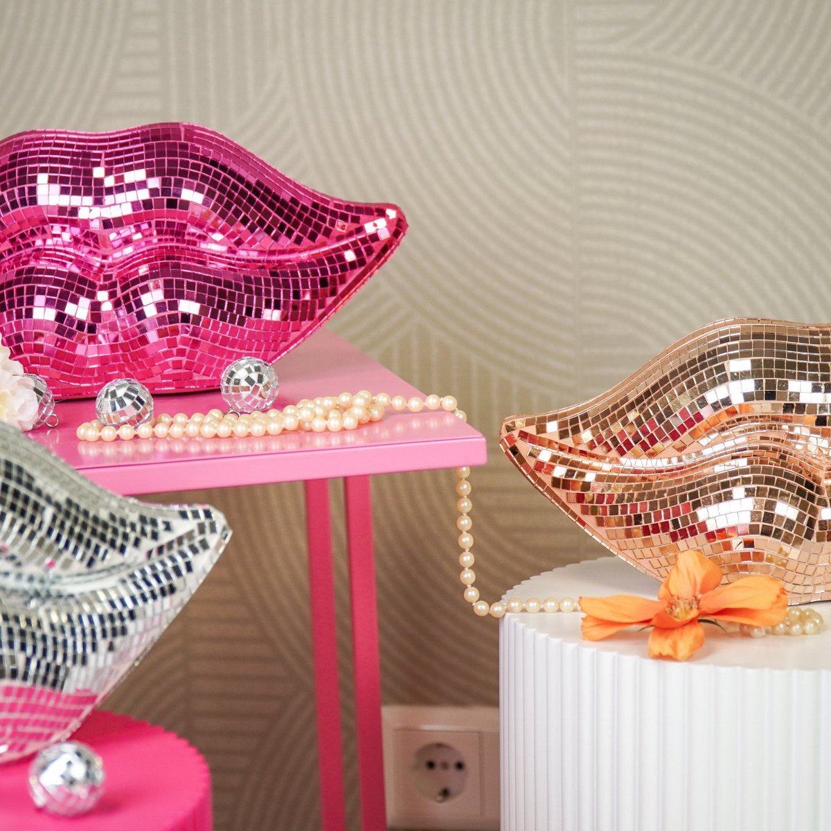 Ornament - Disco Lip - Glass - Rose Gold - 29x10x13.5 cm