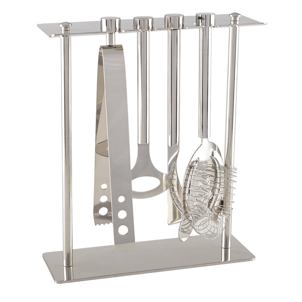 Bar Tools im 7. Zimmer mit silberfarbenem Hintergrund
