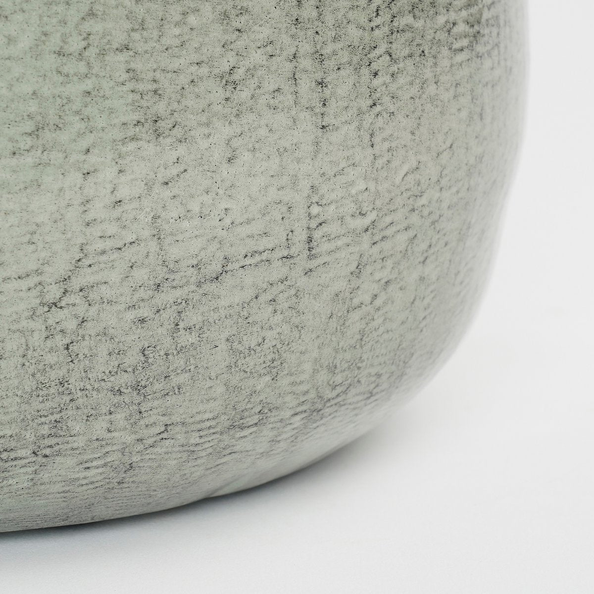 Benson Flowerpot - H27 x Ø32 cm - Metal - Light gray