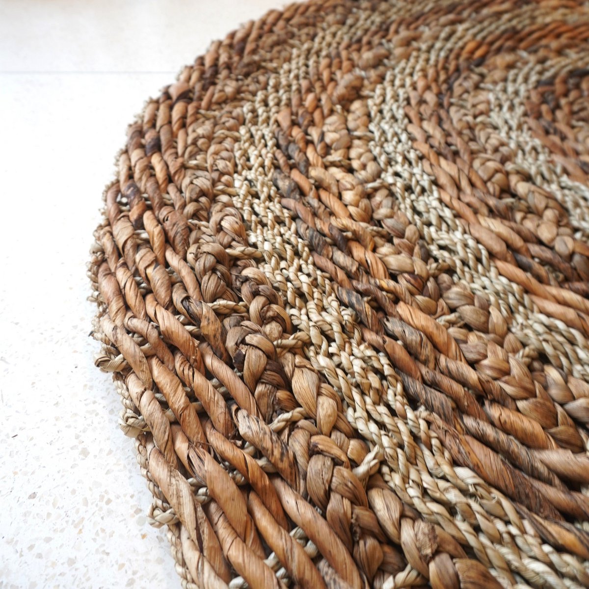 Rug | POHON 