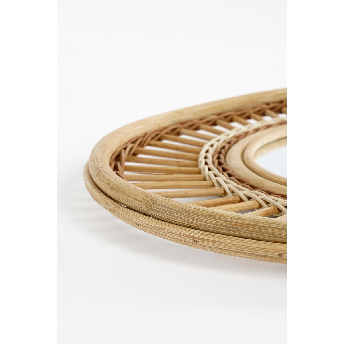 Oval wall mirror - L59 x B40 x H3 cm - rattan - light brown