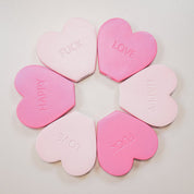 Ornament- Candy Heart 'FUCK'- Neon Roze- 20x4x18,5cm