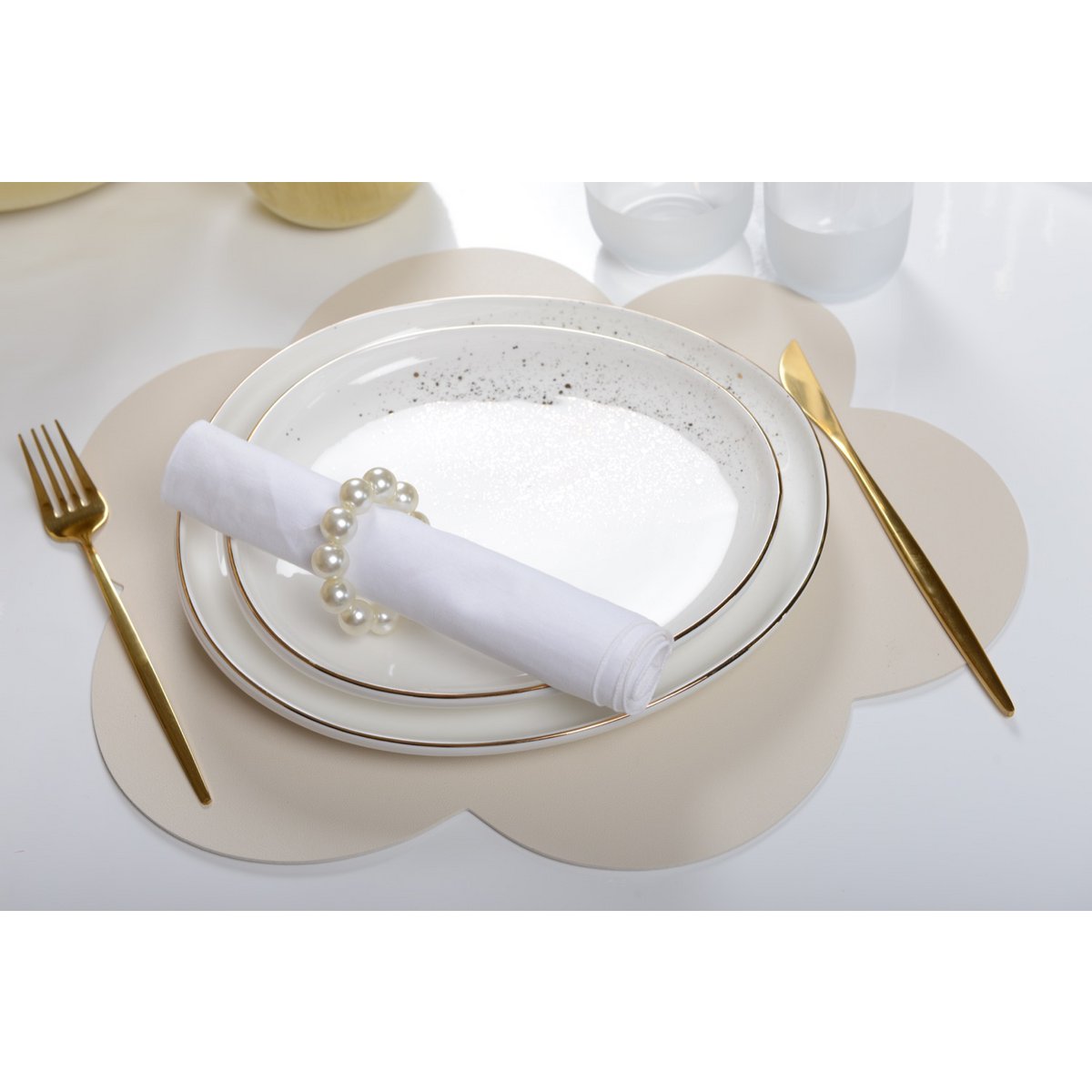 fde4cb8d-fd54-4fa6-8c78-ad3d3c5bf87d_1200x1200_fill.jpg